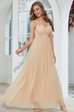 Abrikoos Chiffon Lange Bruiloft Gast Jurk Met Kant