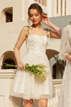 Stijlvolle Spaghetti Straps Witte Korte Homecoming Jurk Met Borduurwerk -Jurken Korting Winkel YYZL196 White 3