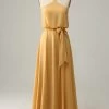 A Lijn Halter Gele Lange Bruidsmeisjesjurk Met Strik