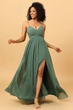 A Line Spaghetti Straps Eucalyptus Lange Bruidsmeisje Jurk Met Split Front